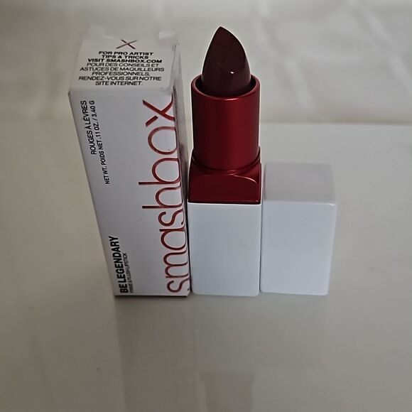 HOST PICK Smashbox lipstick It's A Mood Burgundy - Picture 11 of 16